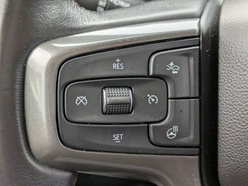 Used 2021 Chevrolet Suburban RST w/ Luxury Package RWD image 27