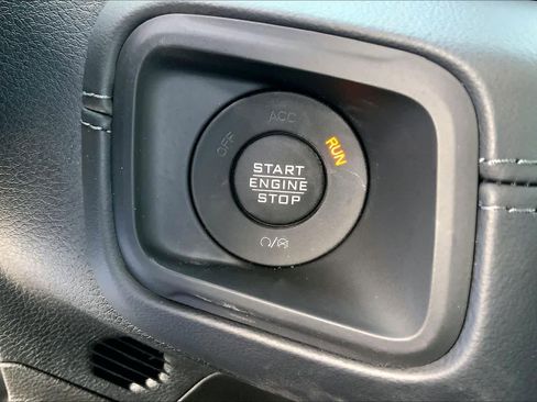 New 2026 Jeep Gladiator Rubicon AWD/4WD image 17