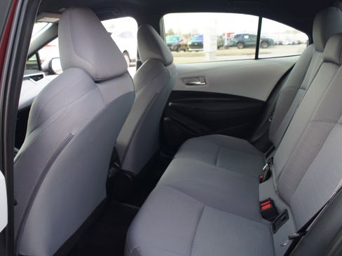 Used 2024 Toyota Corolla SE image 12