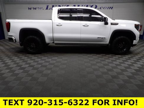 Used 2022 GMC Sierra 1500 AT4X image 2