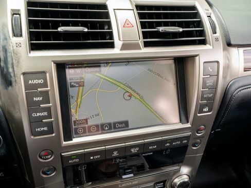 Used 2018 Lexus GX 460 Luxury AWD/4WD image 37