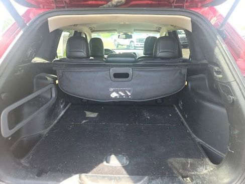 Used 2017 Jeep Cherokee Trailhawk AWD/4WD image 15