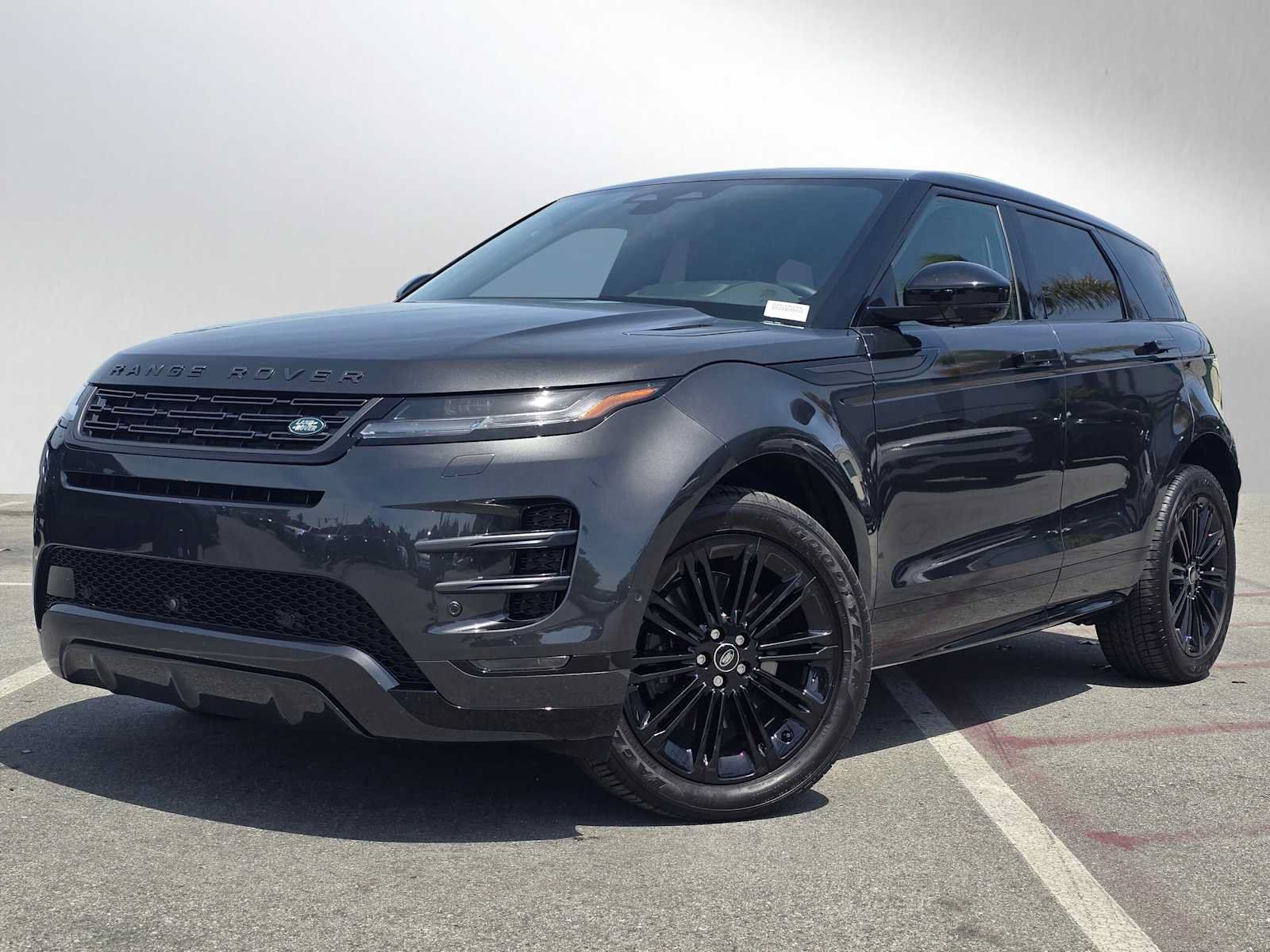 Used 2026 Land Rover Range Rover Evoque Dynamic SE AWD/4WD image 1