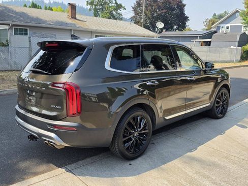 Used 2020 Kia Telluride SX w/ SX Prestige Package AWD/4WD image 5