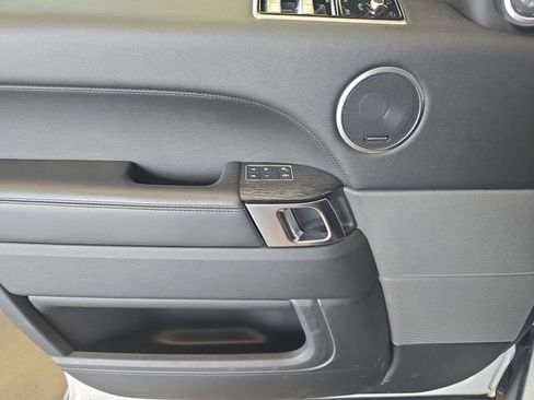 Certified 2020 Land Rover Range Rover Sport HSE image 29