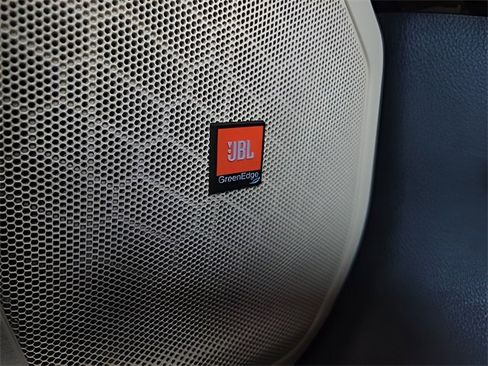 Used 2018 Toyota Highlander Limited Platinum image 40