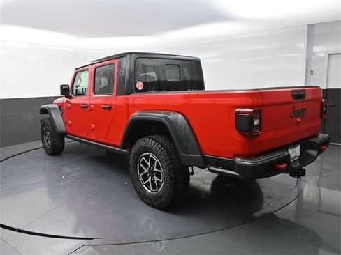New 2025 Jeep Gladiator Rubicon w/ Convenience Group image 5