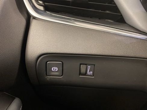 Certified 2023 Buick Enclave Essence w/ Experience Buick Package image 18