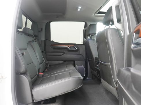 Used 2023 GMC Sierra 1500 Denali w/ Technology Package image 12