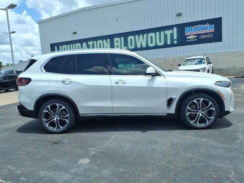 Used 2025 BMW X5 sDrive40i w/ Premium Package RWD image 4
