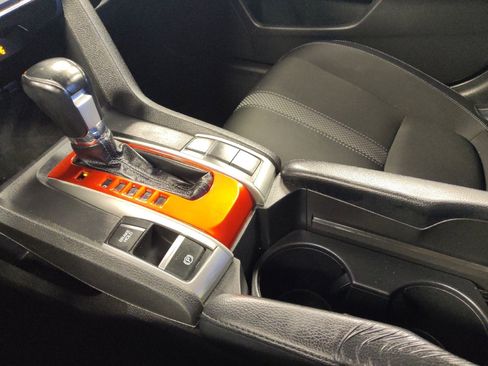 Used 2020 Honda Civic Sport image 26