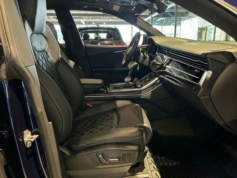 Used 2022 Audi SQ8 Prestige w/ Prestige Package image 32