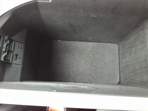 Certified 2023 Toyota Camry SE image 29