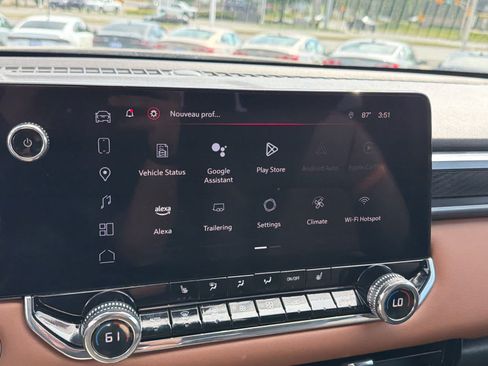 Certified 2024 GMC Canyon AT4 AWD/4WD image 10
