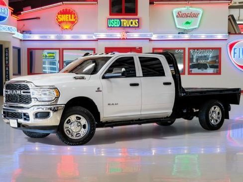 Used 2022 RAM 3500 Tradesman image 2