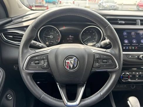 Used 2023 Buick Encore GX Essence w/ Experience Buick Package FWD image 19