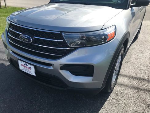 Used 2022 Ford Explorer XLT image 55