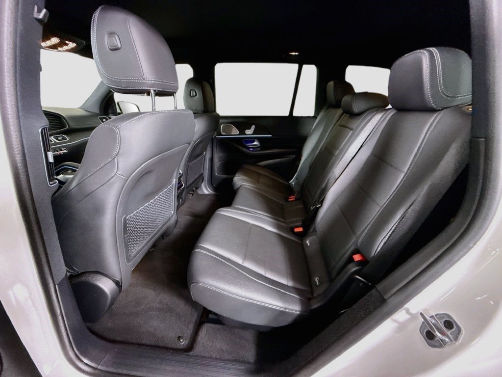 Used 2025 Mercedes-Benz GLS 450 4MATIC image 24