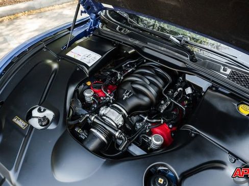 Used 2016 Maserati GranTurismo Sport image 26