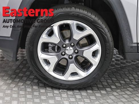 Used 2018 Jeep Compass Limited w/ Navigation Group AWD/4WD image 33