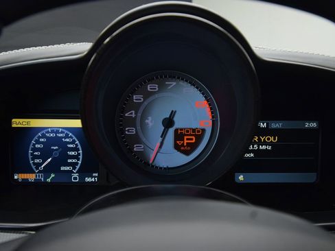 Used 2014 Ferrari 458 Italia Coupe image 14