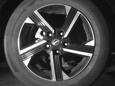 Used 2025 Nissan Sentra SV FWD image 18