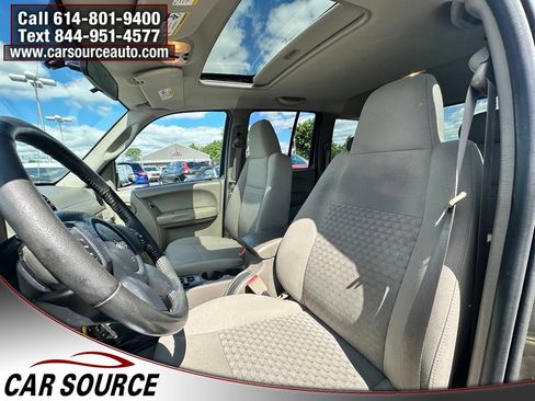 Used 2007 Jeep Liberty Sport AWD/4WD image 8