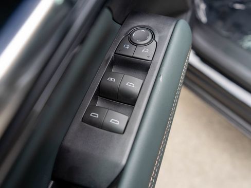New 2026 GMC Terrain AT4 w/ Convenience Package III AWD/4WD image 18