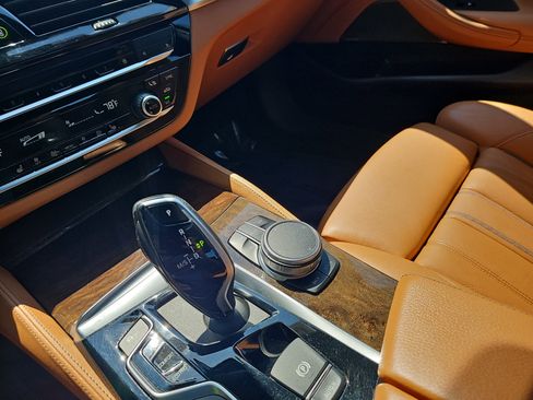 Used 2020 BMW 540i xDrive w/ Executive Package AWD/4WD image 26