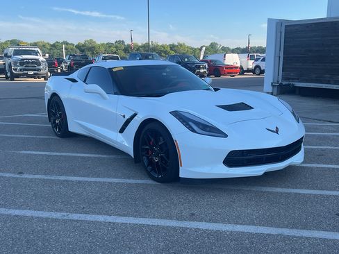 Used 2019 Chevrolet Corvette Stingray Coupe w/ 2LT Preferred Equipment Group RWD image 8