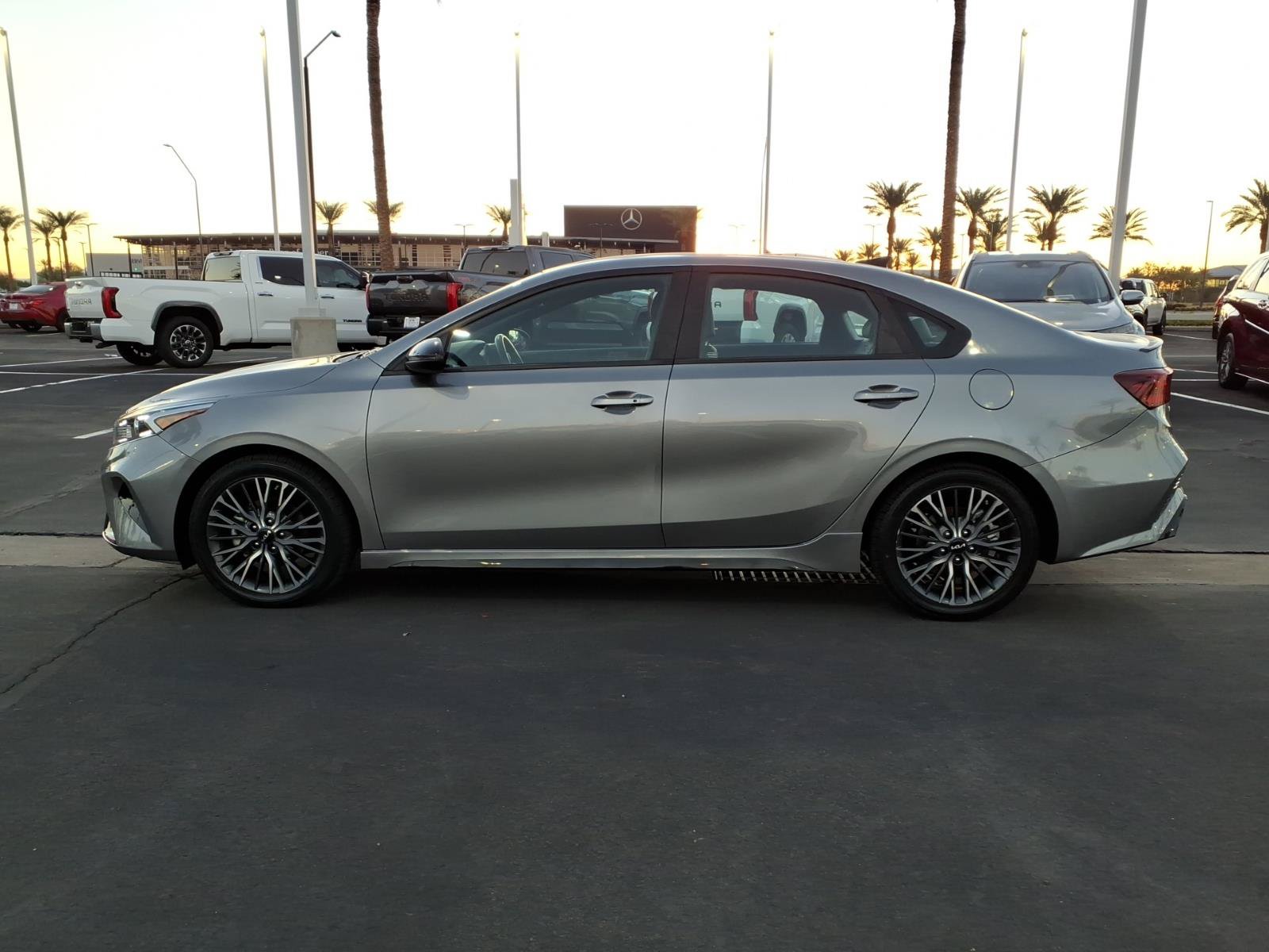 Used 2023 Kia Forte GT-Line w/ GT-Line Technology Package FWD image 7