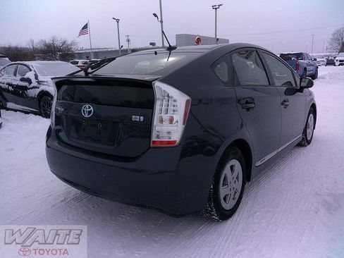 Used 2011 Toyota Prius Four image 2