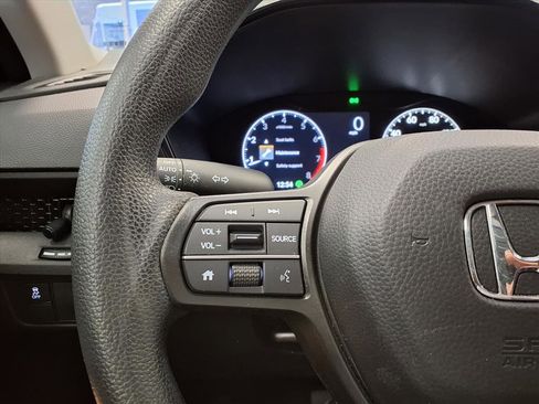 Used 2024 Honda CR-V LX image 25