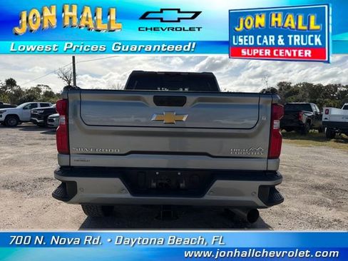 Used 2024 Chevrolet Silverado 3500 High Country w/ High Country Premium Package image 11