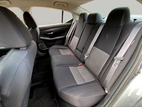 Used 2021 Nissan Sentra SV FWD image 20