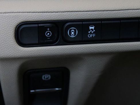 Certified 2024 Acura MDX FWD image 31