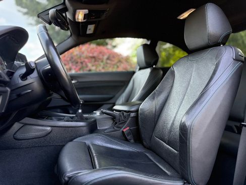 Used 2017 BMW M2 RWD image 19