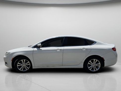 Used 2015 Chrysler 200 Limited w/ Convenience Group FWD image 18