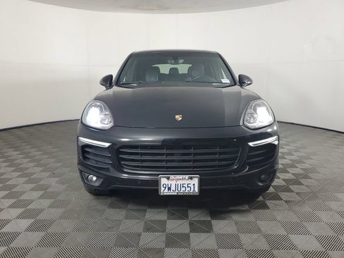 Used 2018 Porsche Cayenne Platinum Edition w/ Premium Package AWD/4WD image 9