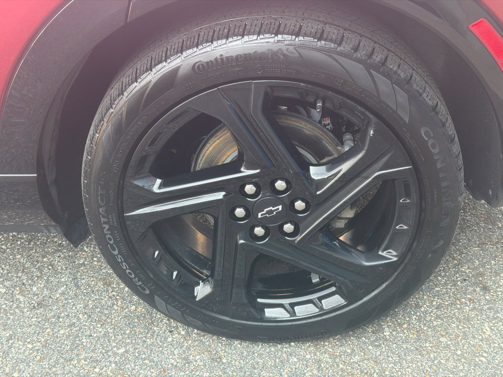 Certified 2024 Chevrolet Equinox EV RS FWD image 12
