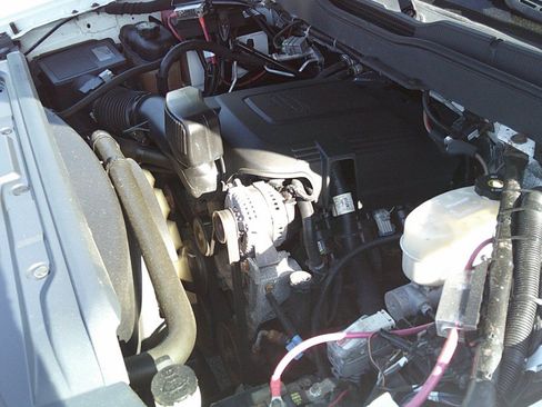 Used 2015 Chevrolet Silverado 3500 W/T w/ WT Convenience Package AWD/4WD image 32