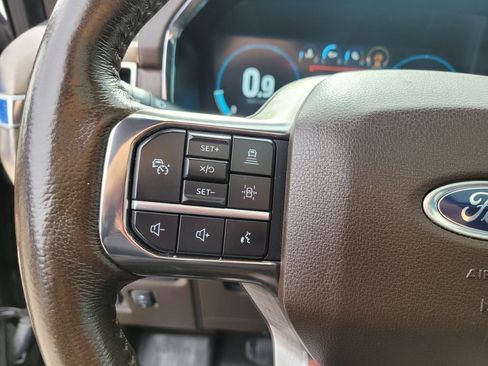 Used 2022 Ford F150 King Ranch w/ Equipment Group 601A High AWD/4WD image 32