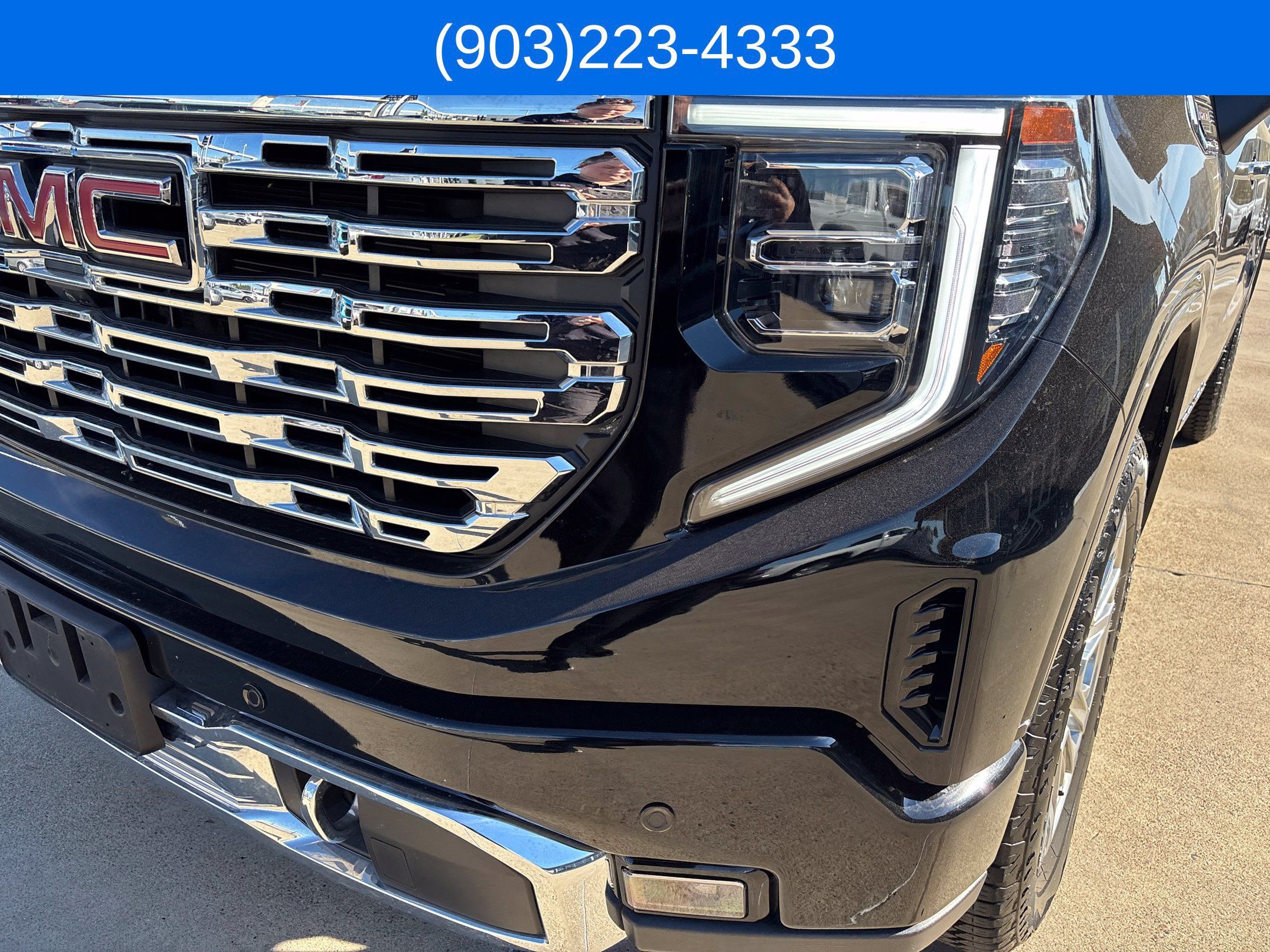 Used 2024 GMC Sierra 1500 Denali w/ Technology Package AWD/4WD image 6
