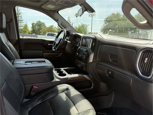 Used 2019 Chevrolet Silverado 1500 LT Trail Boss AWD/4WD image 25