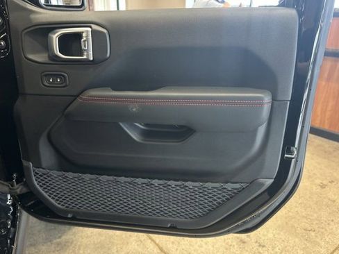 New 2026 Jeep Wrangler Unlimited Rubicon 392 image 14