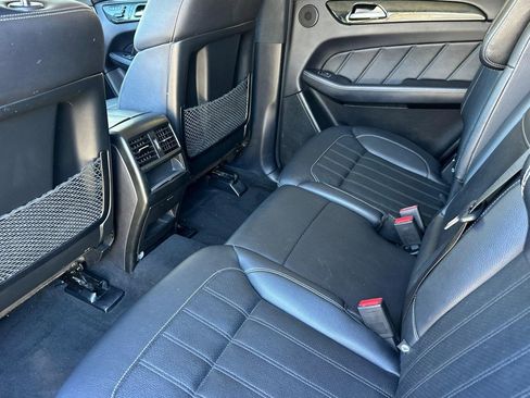 Used 2016 Mercedes-Benz GL 450 4MATIC image 16