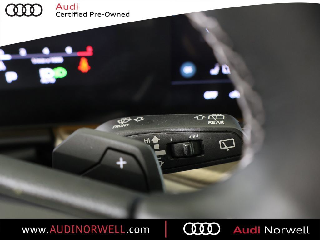 Certified 2025 Audi Q5 Premium AWD/4WD image 28
