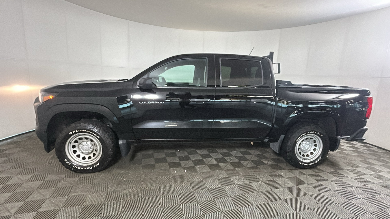 Used 2023 Chevrolet Colorado W/T w/ LPO, Pro Essentials Package AWD/4WD image 6