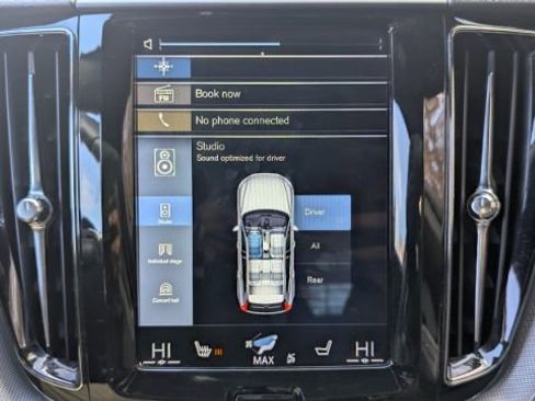 Used 2018 Volvo XC60 T6 R-Design w/ Convenience Package image 34