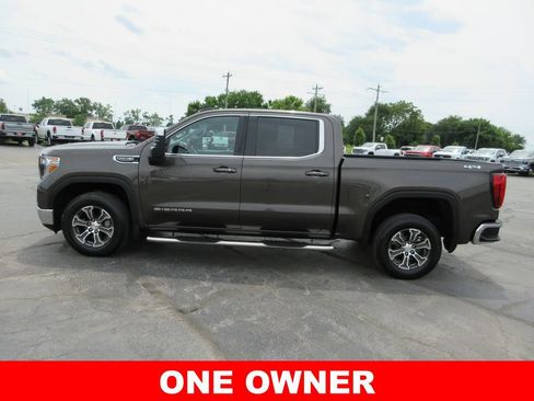 Used 2019 GMC Sierra 1500 SLE w/ SLE Value Package AWD/4WD image 9